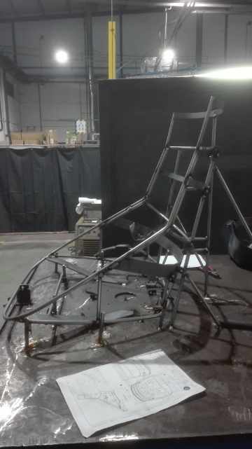 Bow seating collection featuring a continuous curved silhouette that balances sculptural presence and everyday comfort in contemporary interior spaces.