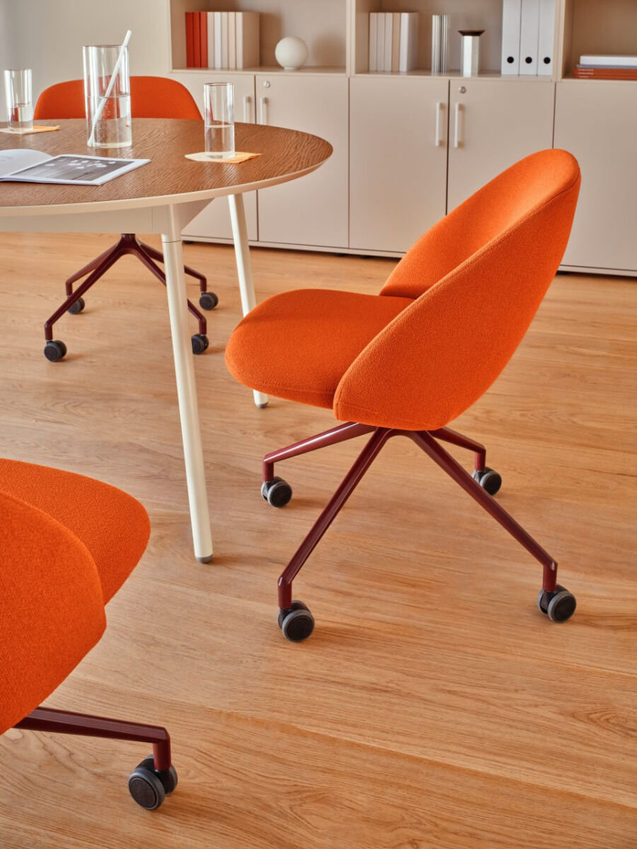 Paralel is a seating collection conceived from a disciplined exploration of proportion, balance and the subtle interplay between line and surface. Its refined silhouette captures a sense of visual equilibrium that feels both calm and confident in presence. Rather than imposing itself, each chair in the Paralel family engages with space through a quiet composure rooted in thoughtful geometry and human-centered logic. The result is a seating system that feels coherent as a group yet distinct in every configuration — chairs that define moments of pause with clarity and purpose.