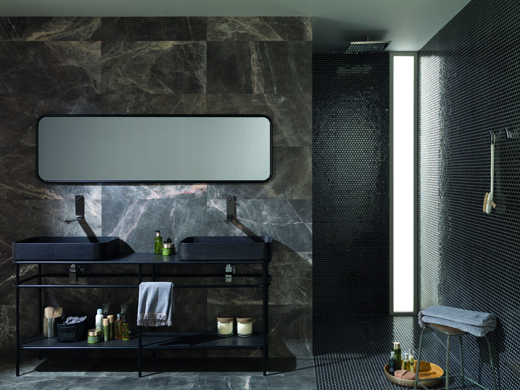 Vintage bathroom collection by Yonoh for L’Antic Colonial in Porcelanosa, marble sink with continuous surface