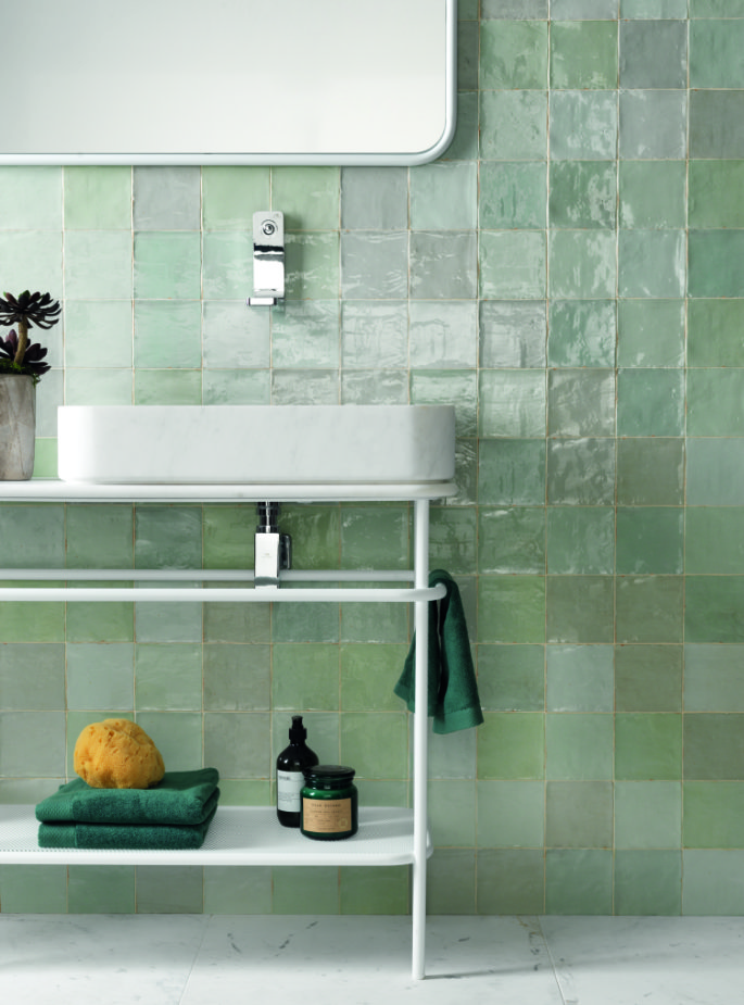 Vintage bathroom collection by Yonoh for L’Antic Colonial in Porcelanosa, marble sink with continuous surface